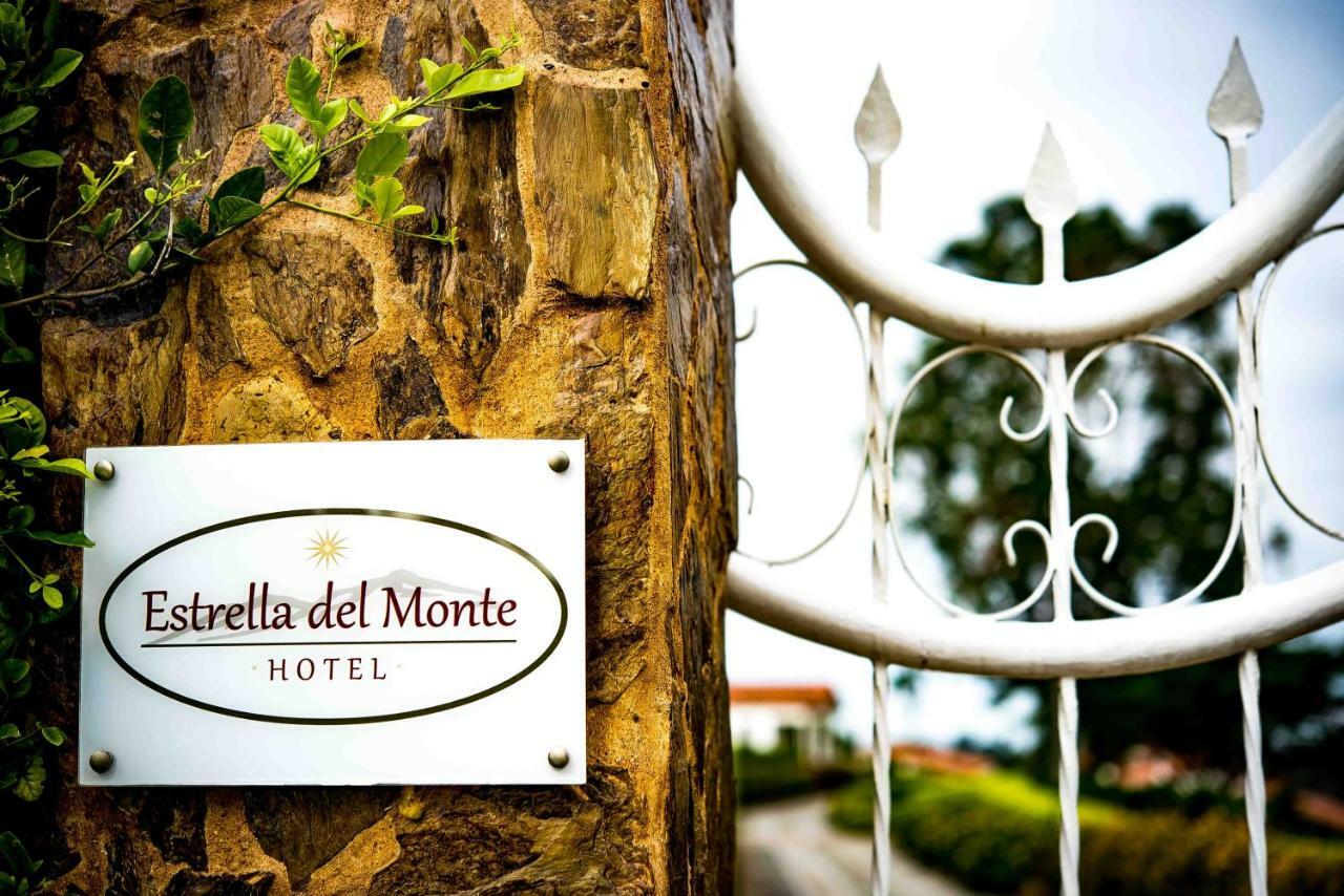 Hotel Estrella Del Monte Armenia  Buitenkant foto